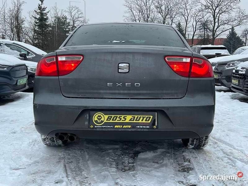 Używany Seat Exeo 2013 Szary Sedan/Limuzyna