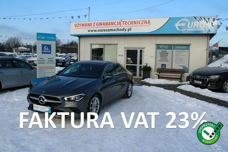 Szary Używany 2022 Mercedes CLA200 Hatchback | 108 899 zł - Obraz 1/4