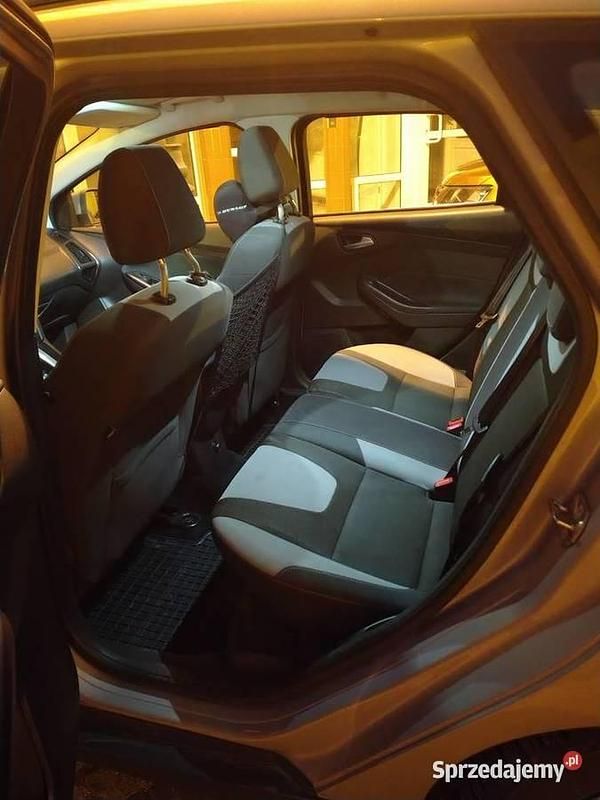 Używany 2011 Ford Focus Kombi | 15 000 zł (Uczciwa cena) - Obraz 1/4