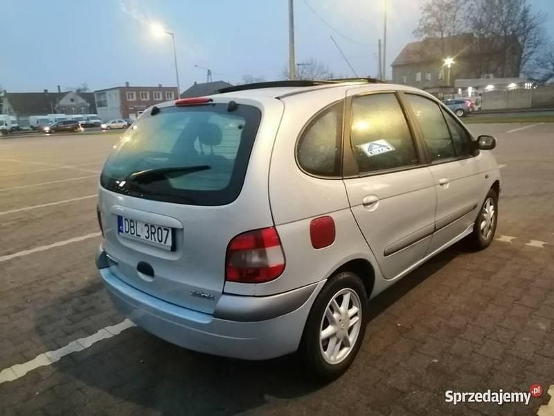 Używany Renault Scénic 2002 Srebrny Minivan