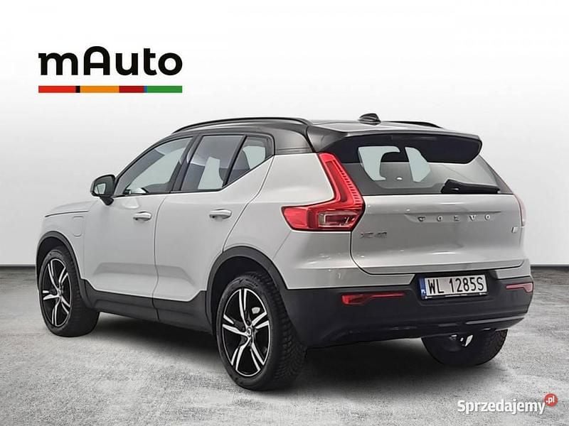 Używany Volvo XC40 R-Design 2021 Szary SUV