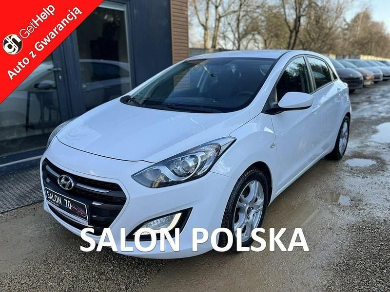 Używany Hyundai i30 90 KM (66 kW) 2016 Biały Hatchback