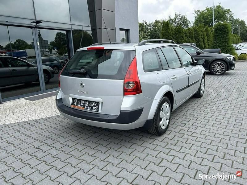 Używany Renault Mégane GrandTour 113 KM (83 kW) 2006 Srebrny Kombi