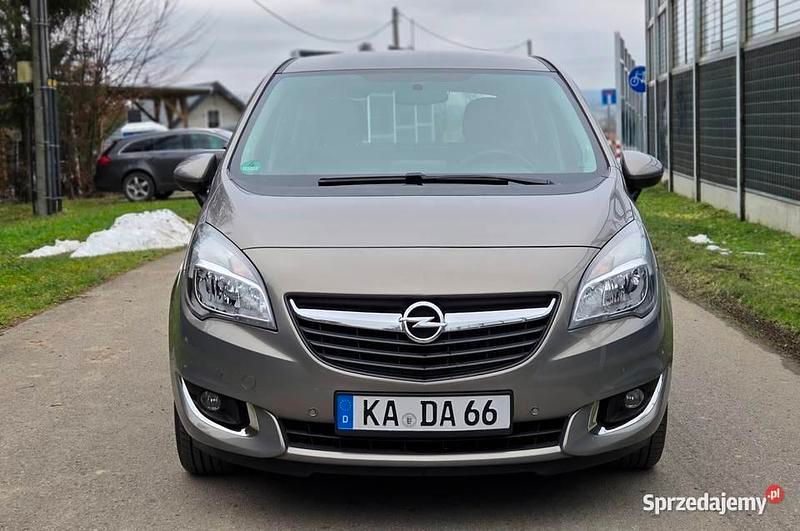 Złoty Używany 2014 Opel Meriva Cosmo Minivan | 26 900 zł (Uczciwa cena) - Obraz 1/4