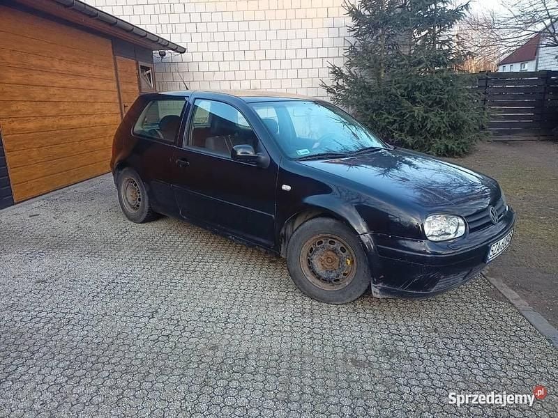 Używany VW Golf IV 2000 Czarny Hatchback