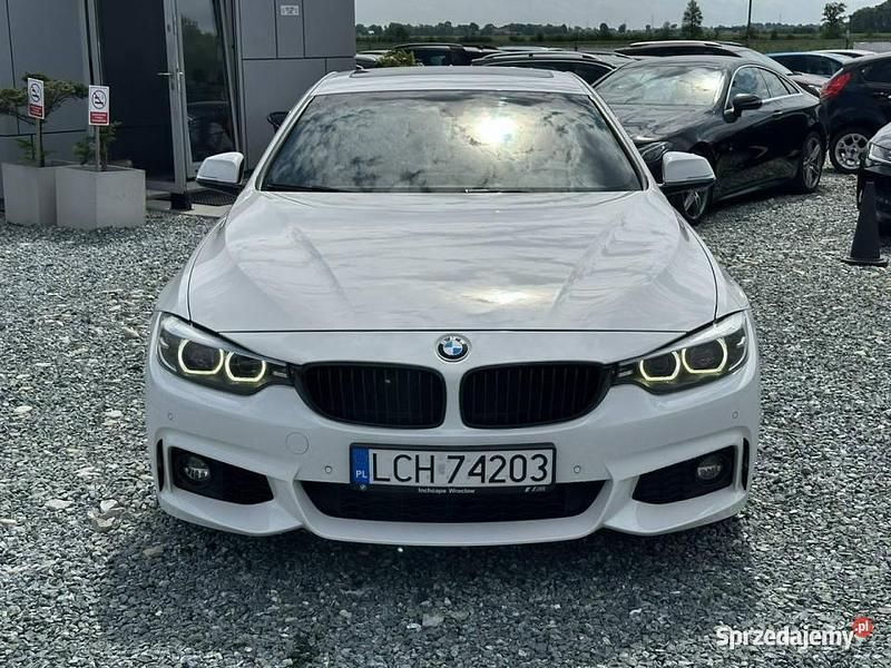 Biały Używany 2018 BMW 440 Sport Line Coupe | 114 900 zł - Obraz 1/4