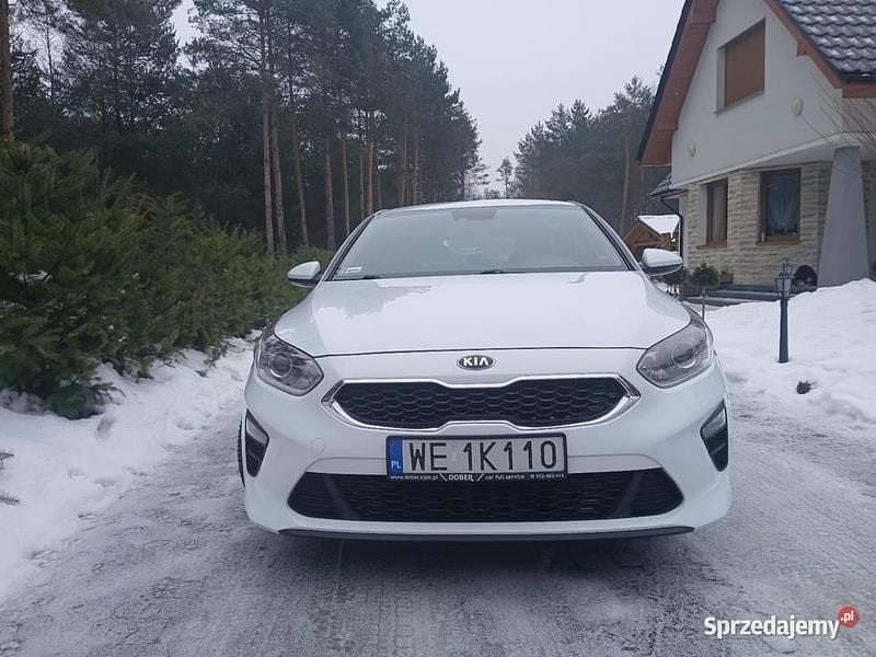 Biały Używany 2020 Kia Ceed Hatchback | 37 500 zł (Uczciwa cena) - Obraz 1/4