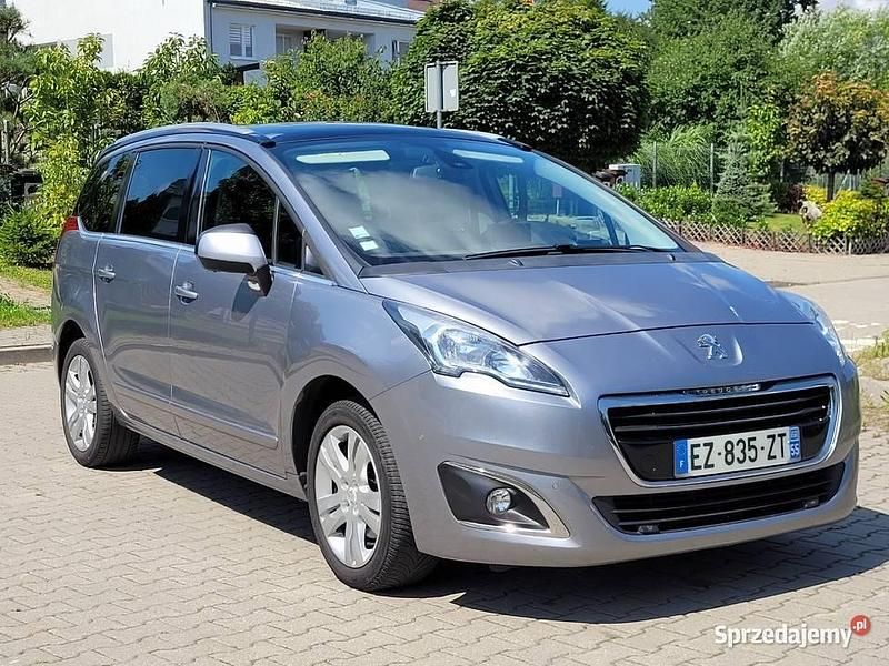 Używany 2016 Peugeot 5008 Minivan | 36 900 zł - Obraz 1/4