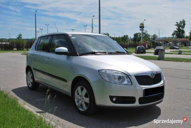 Używany 2008 Skoda Fabia Hatchback | 21 900 zł (Uczciwa cena) - Obraz 1/4