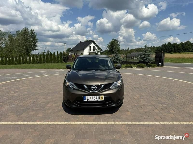 Brązowy (metalik) Używany 2016 Nissan Qashqai SUV | 43 800 zł (Dobra cena) - Obraz 1/4