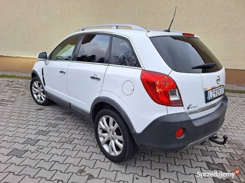 Używany Opel Antara 163 KM (119 kW) 2012 Biały SUV