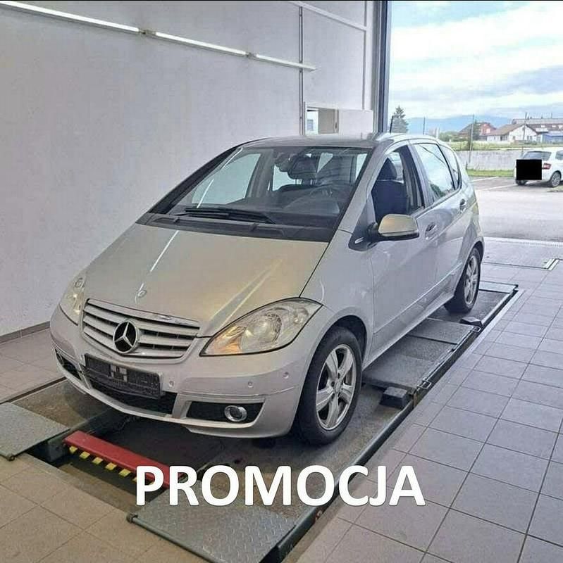 Srebrny Używany 2009 Mercedes A200 Hatchback | 9500 zł - Obraz 1/4