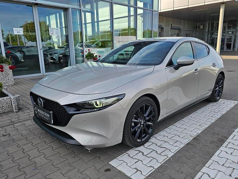 Platinum quartz Używany 2024 Mazda 3 Hatchback | 136 400 zł - Obraz 1/4