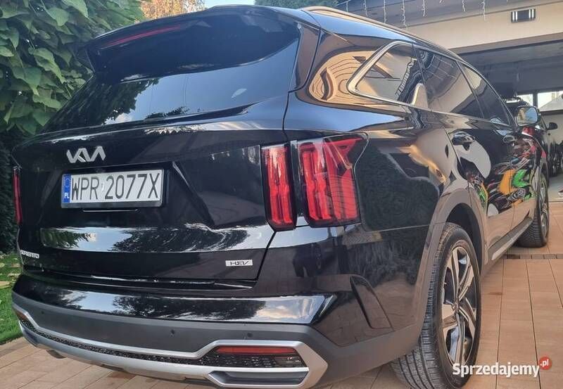 Używany Kia Sorento 230 KM (169 kW) 2022 Czarny SUV