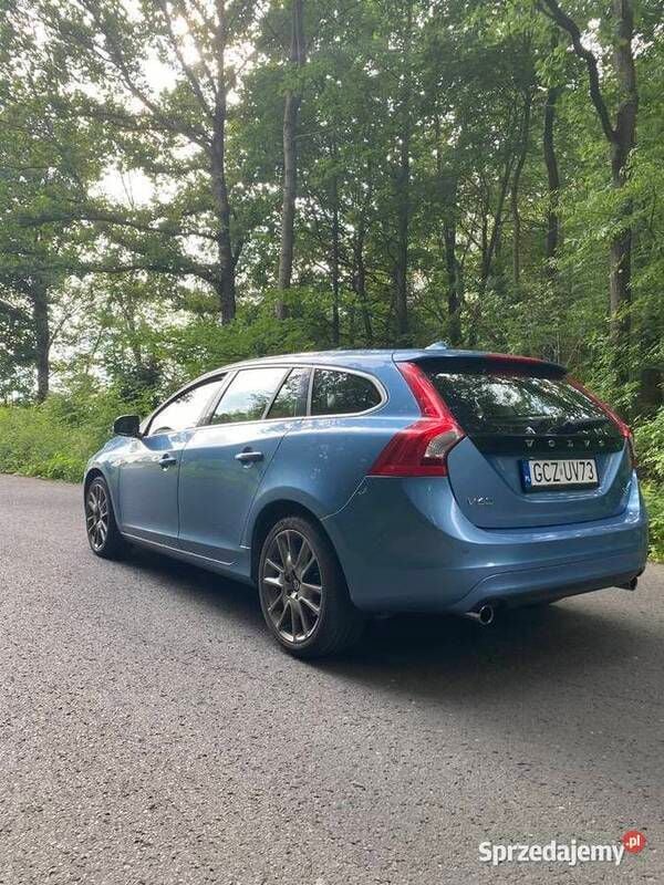 Niebieski Używany 2013 Volvo V60 Kombi | 38 000 zł (Dobra cena) - Obraz 1/4