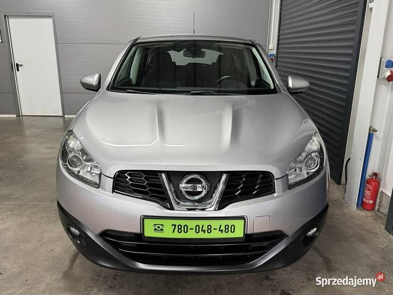 Srebrny (metalik) Używany 2010 Nissan Qashqai SUV | 27 000 zł (Uczciwa cena) - Obraz 1/4