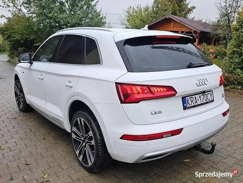 Biały Używany 2018 Audi Q5 SUV | 82 000 zł (Uczciwa cena) - Obraz 1/4