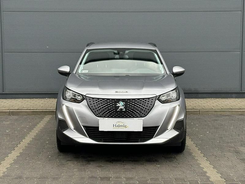 Używany Peugeot e-2008 100 kW (136 KM) 2021 Grafitowy (metalik) SUV