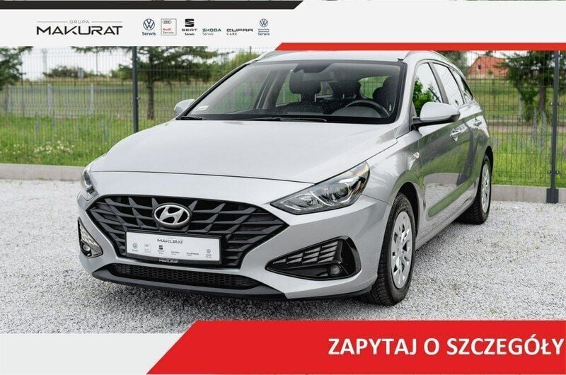 Srebrny Używany 2021 Hyundai i30 Classic Kombi | 44 800 zł (Uczciwa cena) - Obraz 1/4