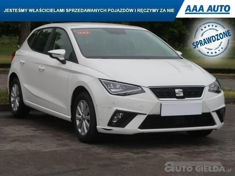 Biały Używany 2018 Seat Ibiza | 42 999 zł (Uczciwa cena) - Obraz 1/4