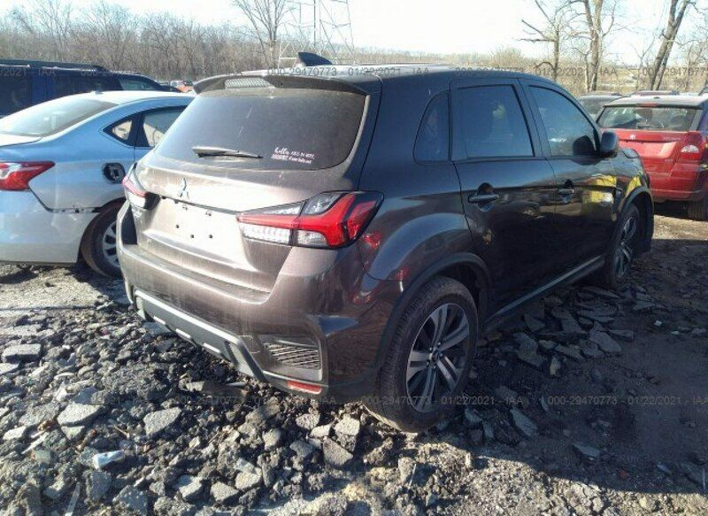 Używany Mitsubishi ASX 148 KM (108 kW) 2020 Czarny SUV