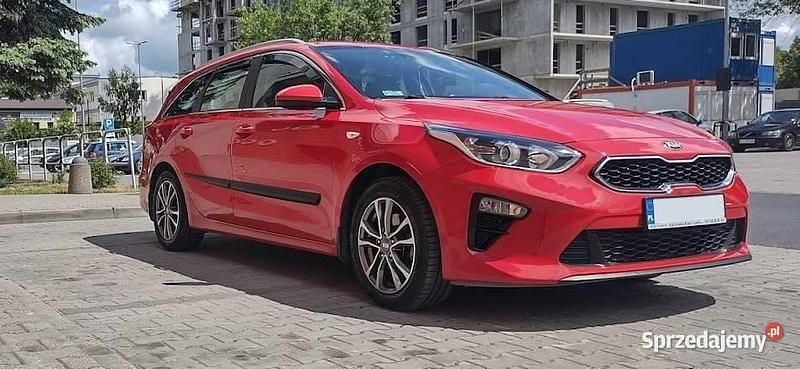 Czerwony Używany 2018 Kia Ceed Sportswagon Kombi | 48 500 zł - Obraz 1/4