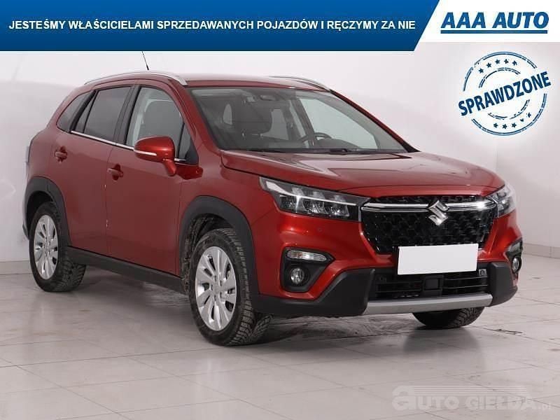 Używany Suzuki SX4 2022 Czerwony