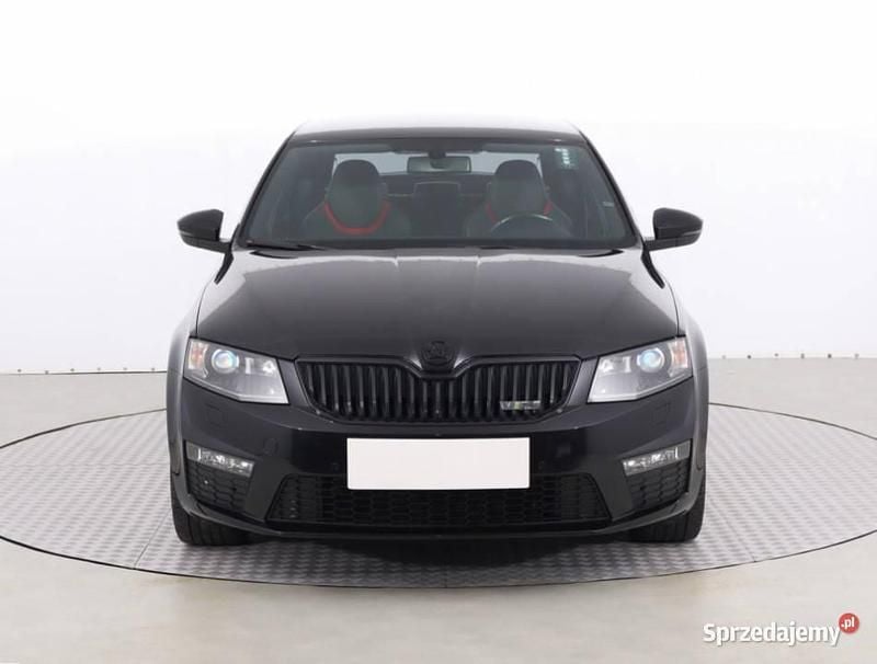 Czarny Używany 2015 Skoda Octavia RS Hatchback | 59 999 zł (Uczciwa cena) - Obraz 1/4