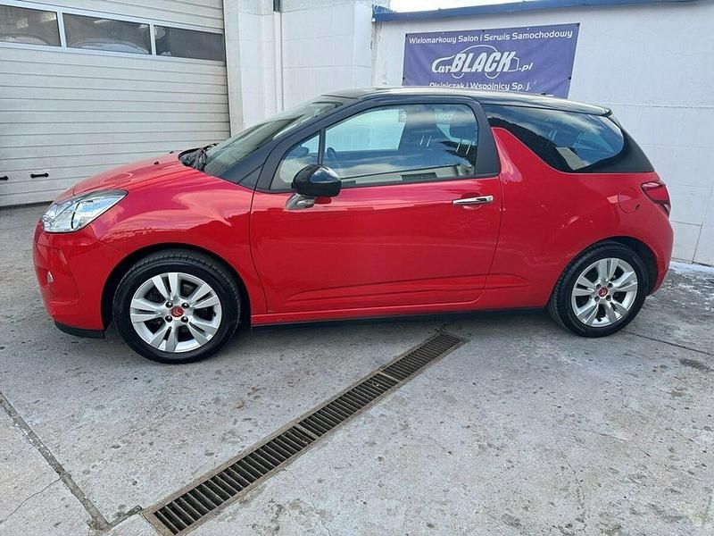 Używany Citroën DS3 120 KM (88 kW) 2010 Czerwony Hatchback