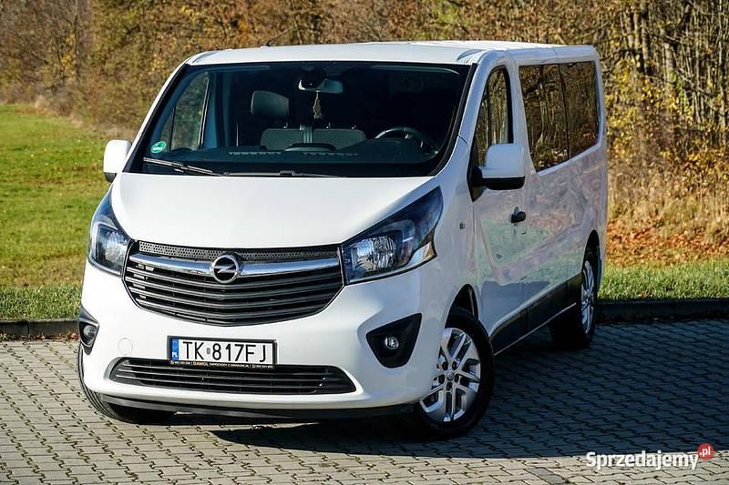 Biały Używany 2018 Opel Vivaro Van | 67 500 zł (Drogi) - Obraz 1/4