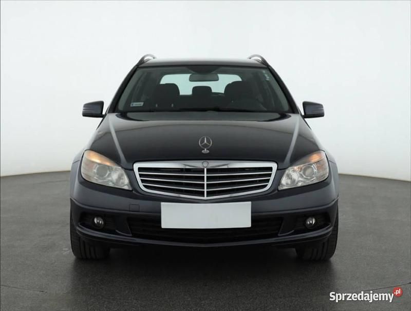 Szary Używany 2010 Mercedes C180 Kombi | 25 999 zł (Uczciwa cena) - Obraz 1/4