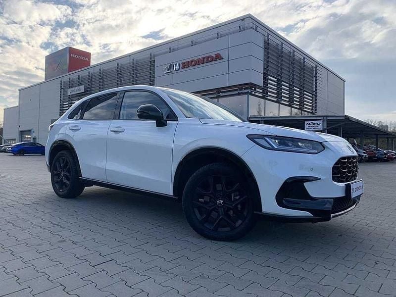 Radiant red m. Używany 2023 Honda ZR-V Sport SUV | 135 700 zł - Obraz 1/4