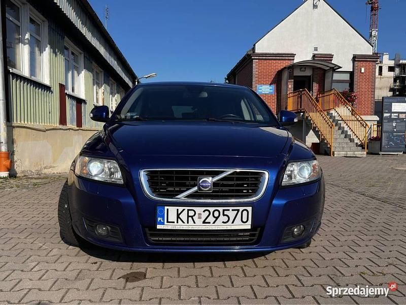 Niebieski Używany 2010 Volvo V50 Kombi | 20 000 zł - Obraz 1/4