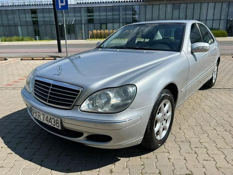 Srebrny Używany 2002 Mercedes 380 Sedan/Limuzyna | 25 000 zł - Obraz 1/4