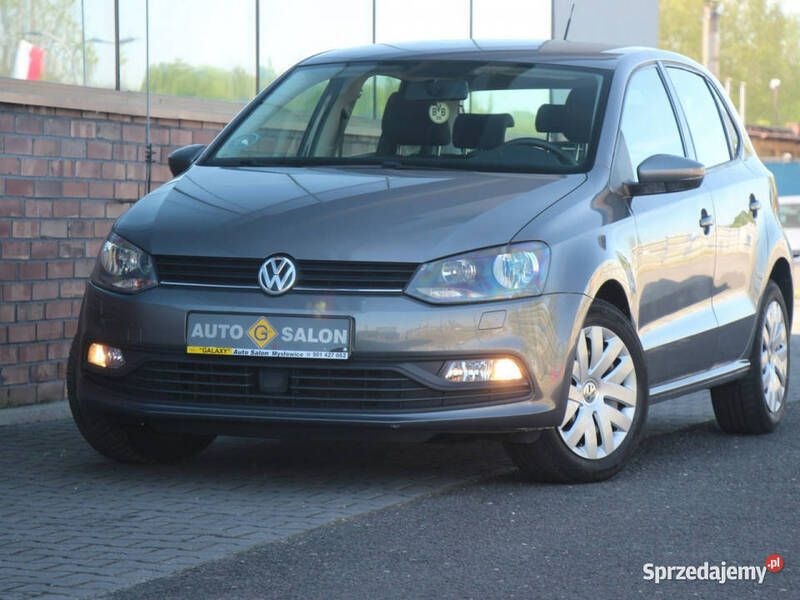 Szary (metalik, perła) Używany 2014 VW Polo Hatchback | 26 990 zł (Uczciwa cena) - Obraz 1/4
