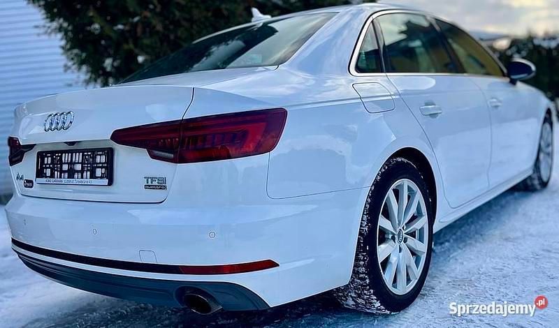 Używany Audi A4 2018 Biały Sedan/Limuzyna