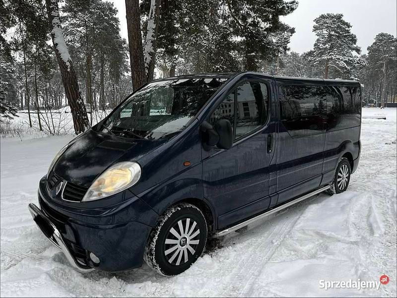 Granatowy Używany 2007 Renault Trafic Minivan | 26 900 zł (Uczciwa cena) - Obraz 1/4