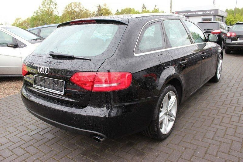 Używany Audi A4 180 KM (132 kW) 2008 Czarny Sedan/Limuzyna