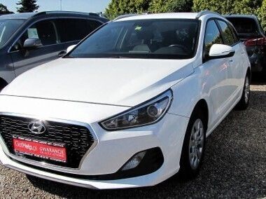 Biały Używany 2018 Hyundai i30 Sedan/Limuzyna | 45 777 zł (Dość drogi) - Obraz 1/4
