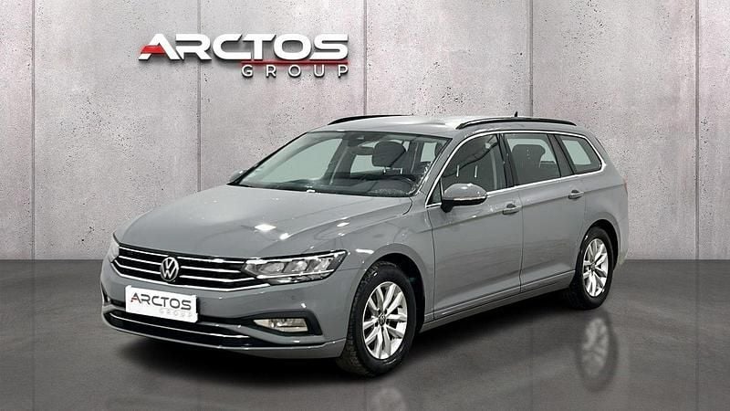 Szary Używany 2021 VW Passat Business Kombi | 85 900 zł (Uczciwa cena) - Obraz 1/4