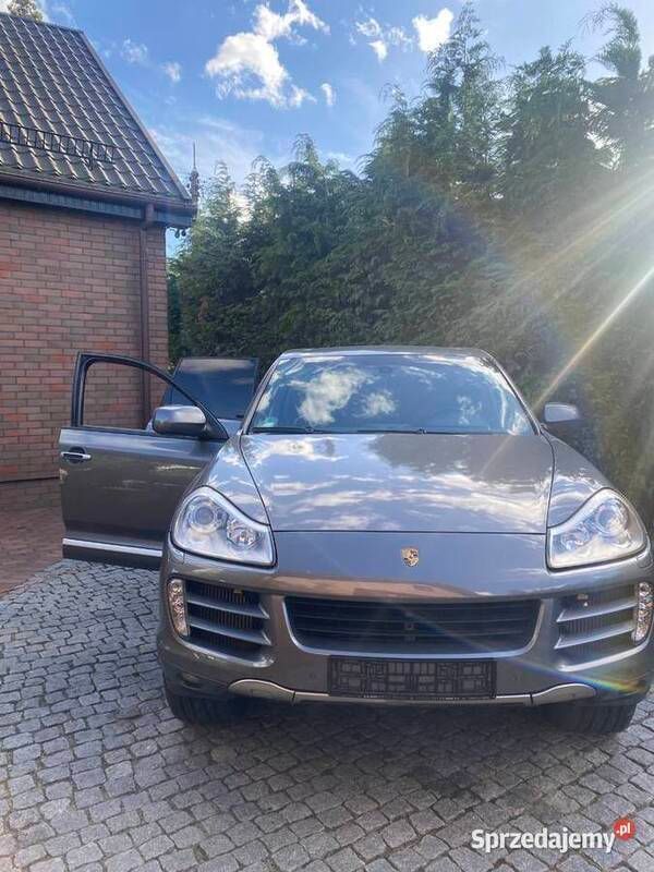 Grafitowy Używany 2007 Porsche Cayenne Turbo S SUV | 45 000 zł - Obraz 1/4