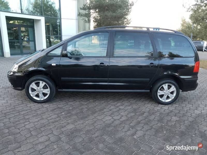 Czarny Używany 2009 Seat Alhambra Minivan | 23 000 zł - Obraz 1/4