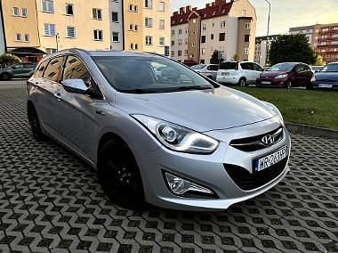 Srebrny Używany 2011 Hyundai i40 Kombi | 27 900 zł (Uczciwa cena) - Obraz 1/4