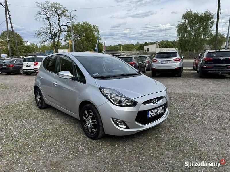 Srebrny Używany 2012 Hyundai ix20 Minivan | 19 900 zł (Dobra cena) - Obraz 1/4