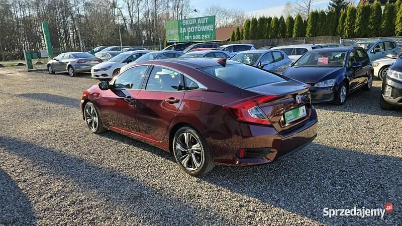 Bordowy Używany 2019 Honda Civic Sedan/Limuzyna | 72 900 zł (Dobra cena) - Obraz 1/4