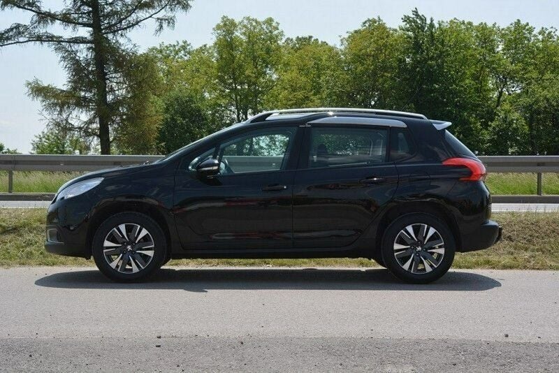 Używany Peugeot 2008 82 KM (60 kW) 2016 Czarny SUV