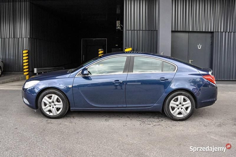 Używany 2010 Opel Insignia | 18 500 zł (Uczciwa cena) - Obraz 1/4