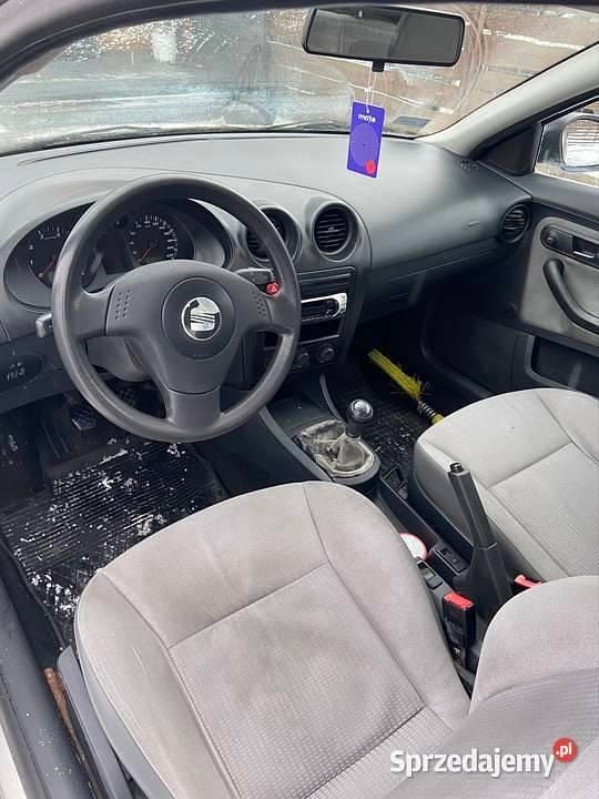 Używany Seat Ibiza 2003 Szary Hatchback