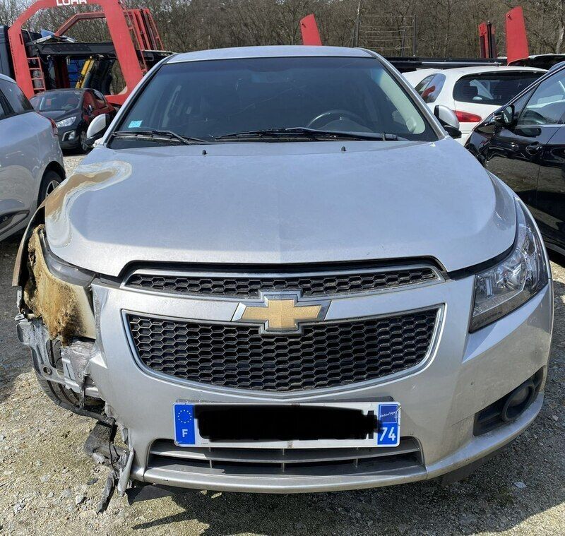 Srebrny Używany 2011 Chevrolet Cruze Sedan/Limuzyna | 7999 zł - Obraz 1/4