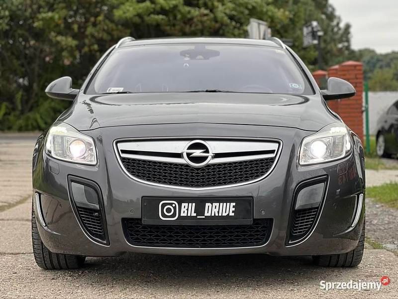 Czarny Używany 2009 Opel Insignia OPC Sedan/Limuzyna | 17 900 zł (Dość drogi) - Obraz 1/4
